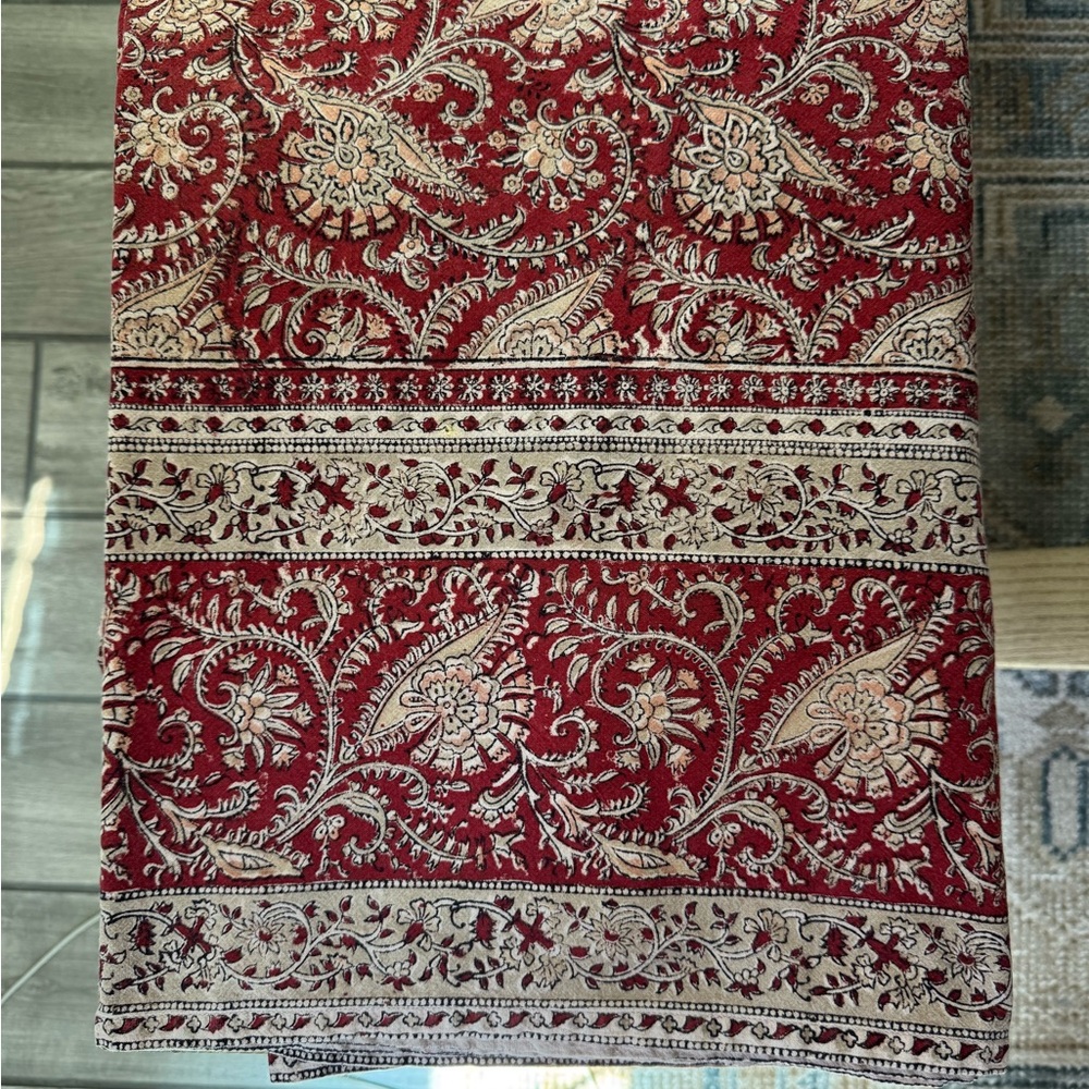 Crate&Barrel Tuscan Style Cotton Tablecloth